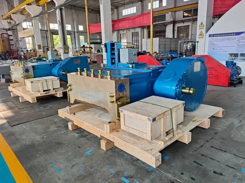 Aluminum bronze liquid end on 415Q-5 quintuplex plunger pump Aluminum bronze liquid end on 415Q-5 quintuplex plunger pump